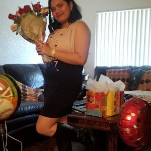 Meet your Posher, Erlinda